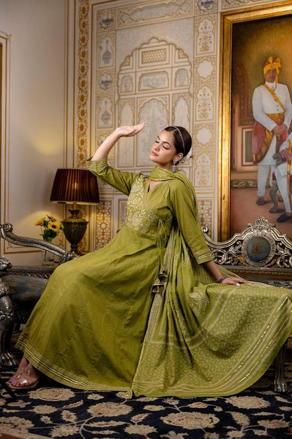 Premium Color Embroidered Cotton Green Kurta Set For Women