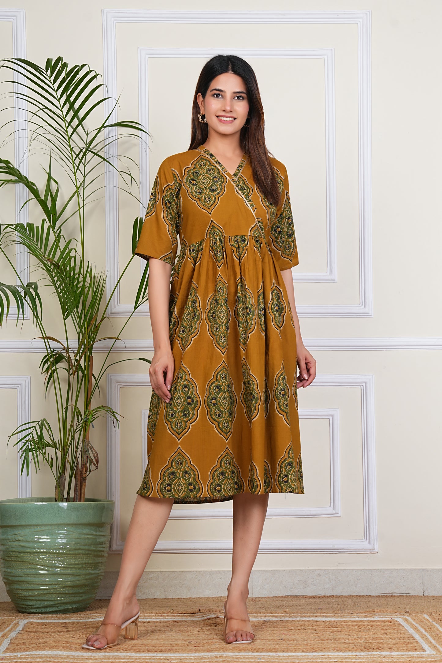 Women's Cotton V-Neck Printed Ragular Kurta for Woman