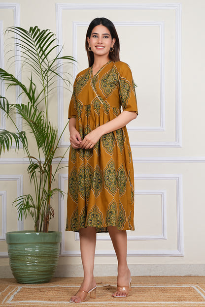 Women's Cotton V-Neck Printed Ragular Kurta for Woman
