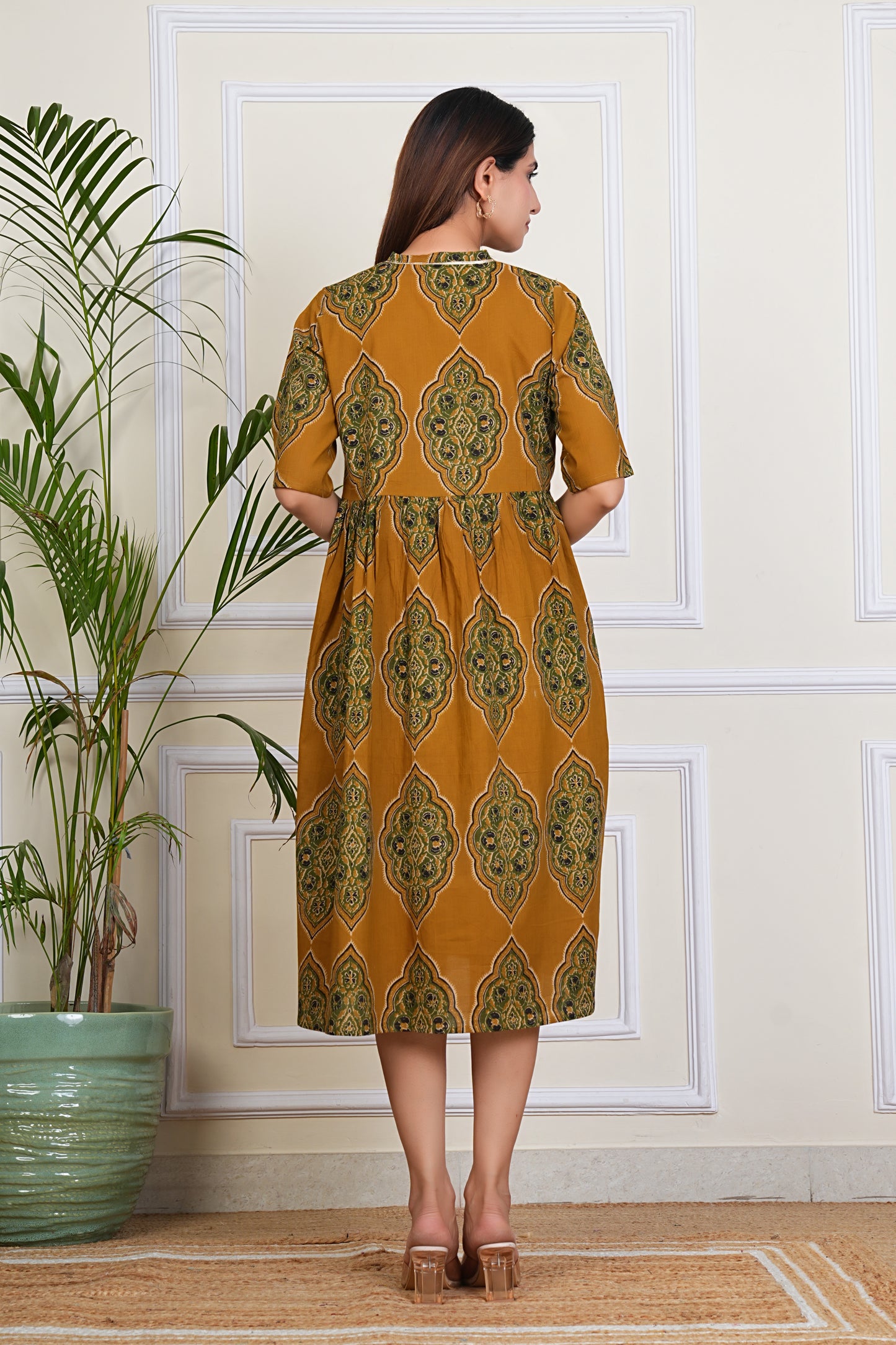Women's Cotton V-Neck Printed Ragular Kurta for Woman