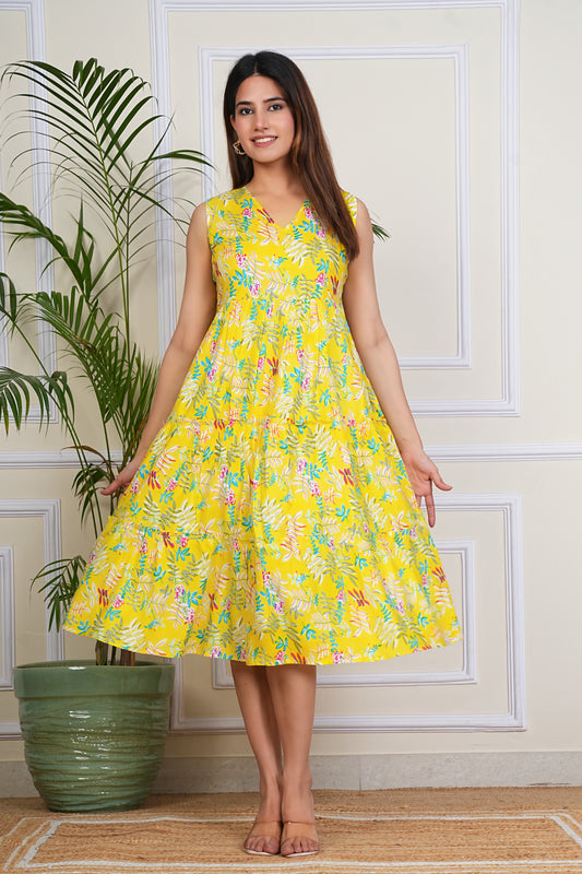 Women's Rayon V-Neck Ragular Printed Sleeveless Kurta for Woman